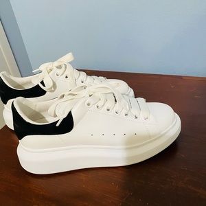 Alexander McQueen Women Sneakers 37